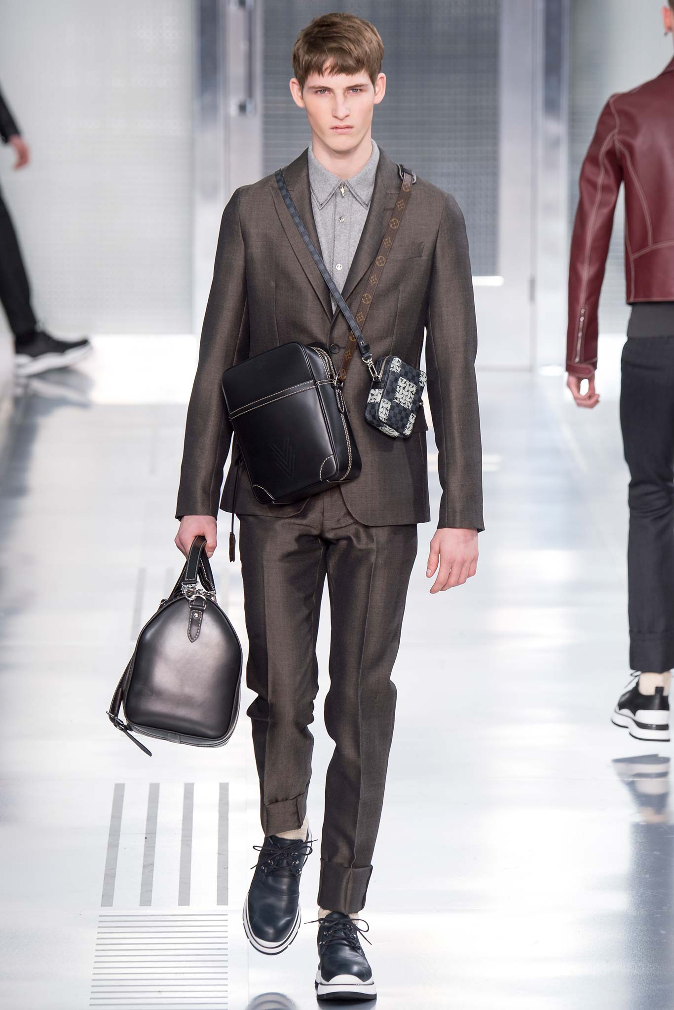 Louis Vuitton's Fall/Winter 2015 Graphic Menswear Collection Inspired by  Christopher Nemeth – The Fashionisto