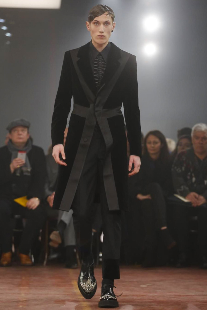 Alexander McQueen Mens Fall/Winter 2015 London - Fashionably Male