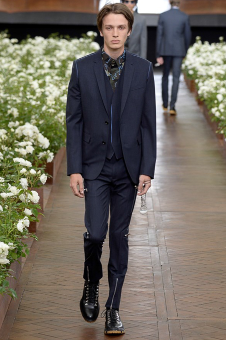 Dior Homme Spring/Summer 2016 Paris - Fashionably Male