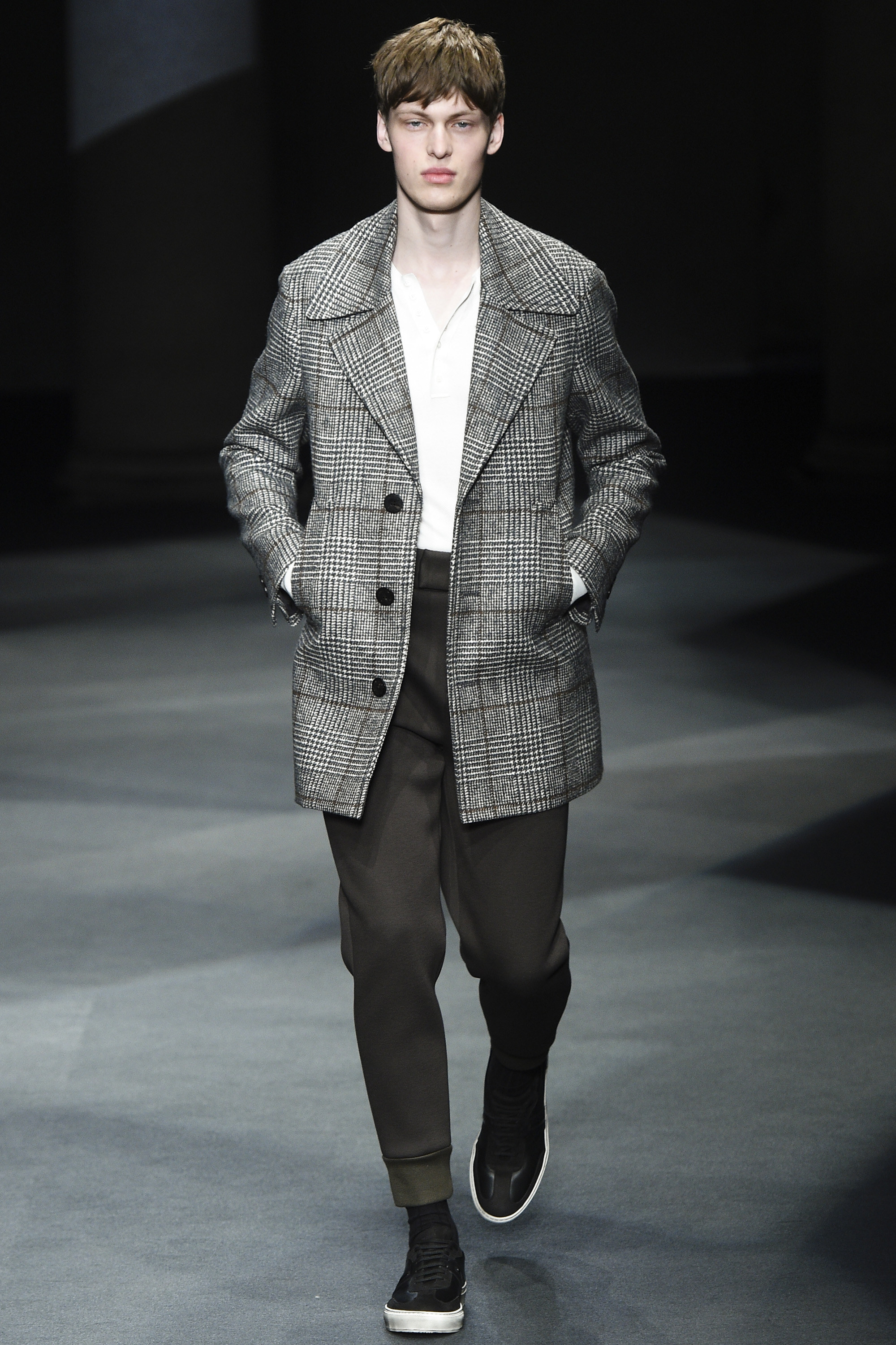 Neil Barrett Fall/Winter 2016 Milan - Fashionably Male