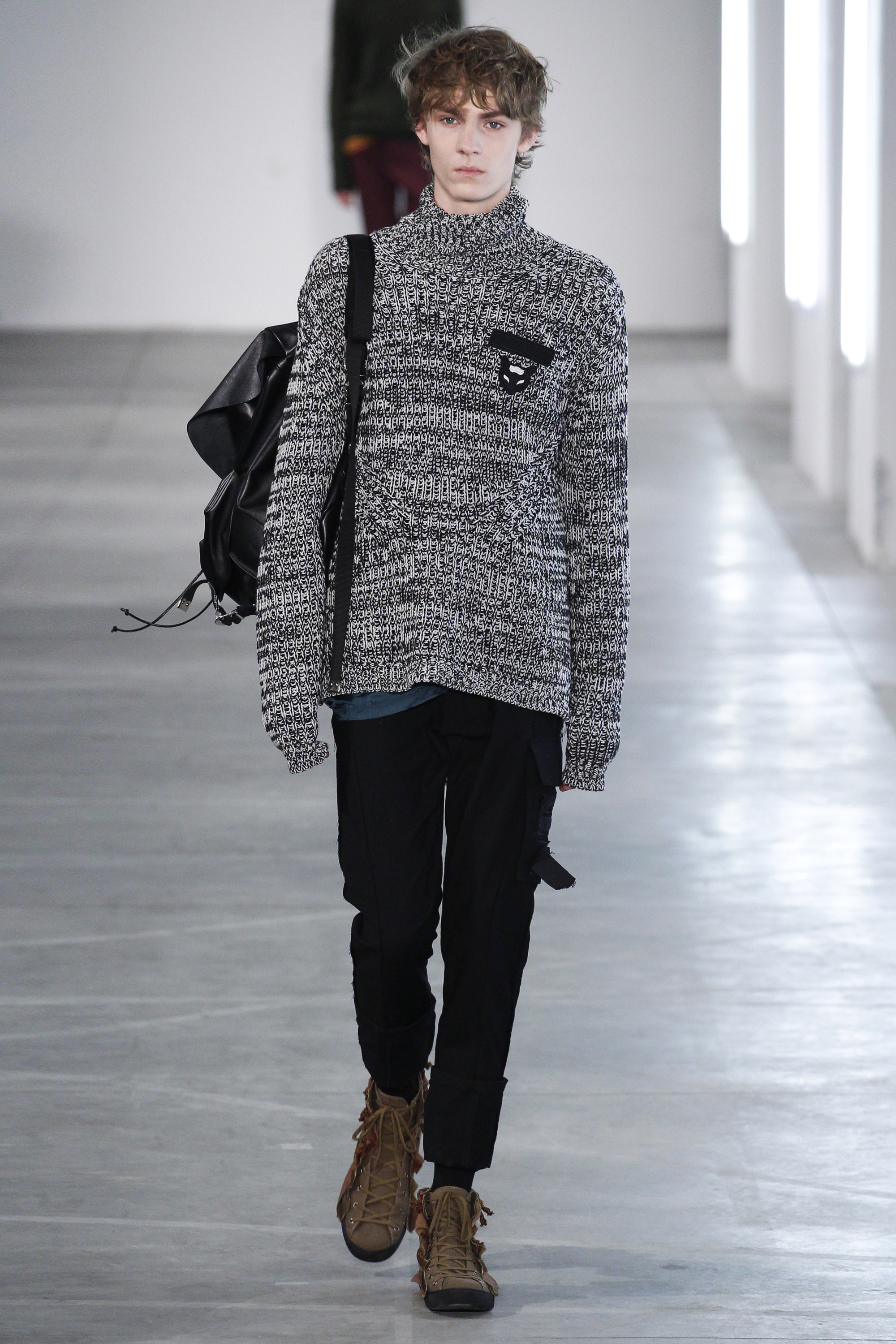 No. 21 Fall/Winter 2016 Milan - Fashionably Male