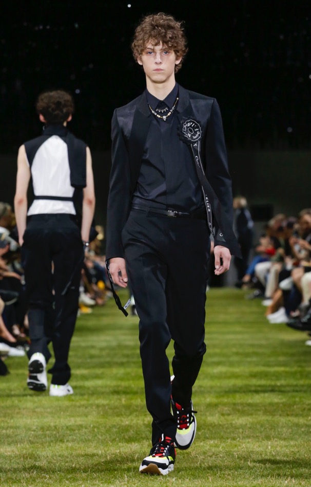 Dior Homme Spring/Summer 2018 Paris - Fashionably Male