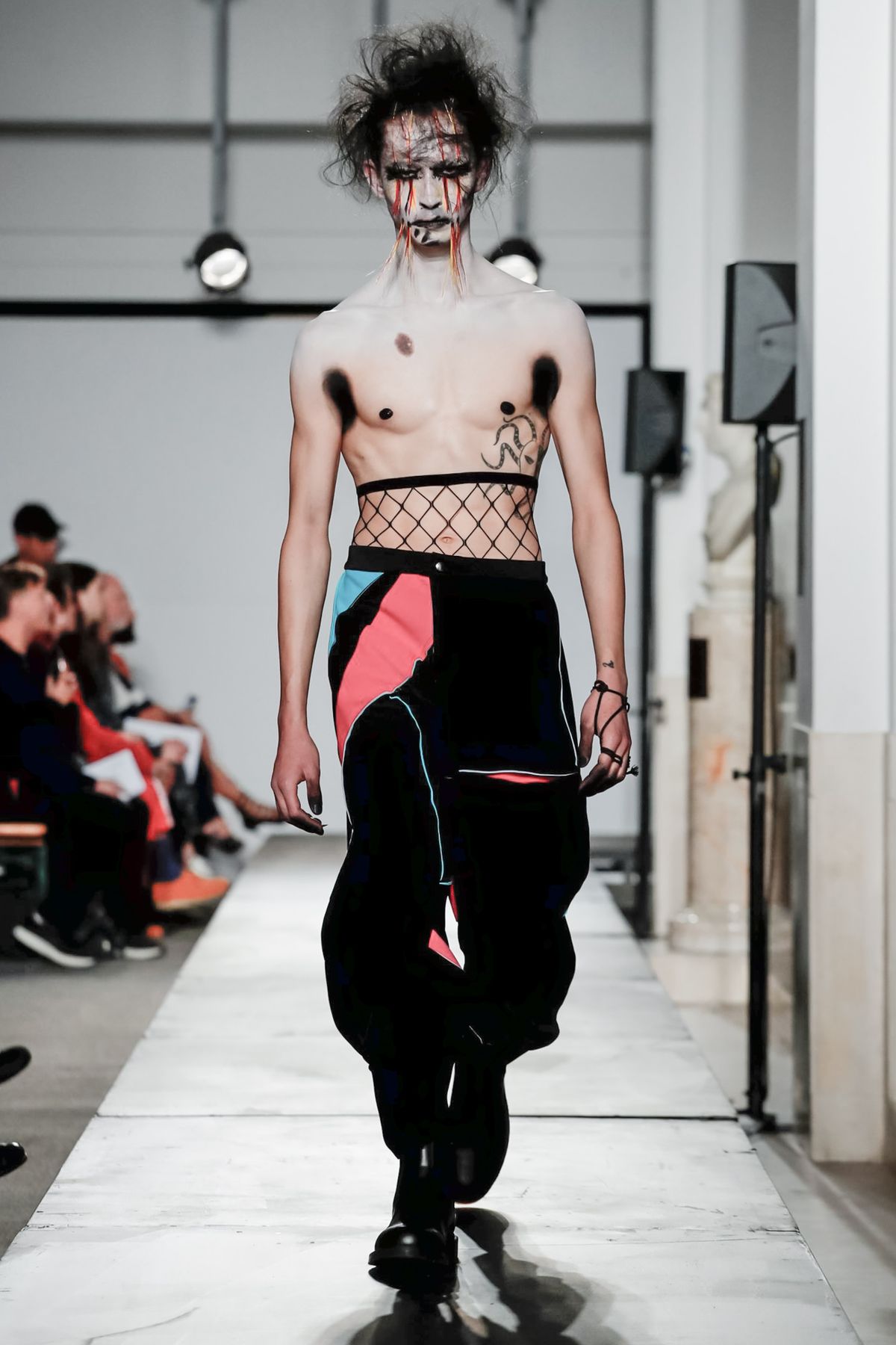 Charles Jeffrey LOVERBOY Spring/Summer 2020 London - Fashionably Male