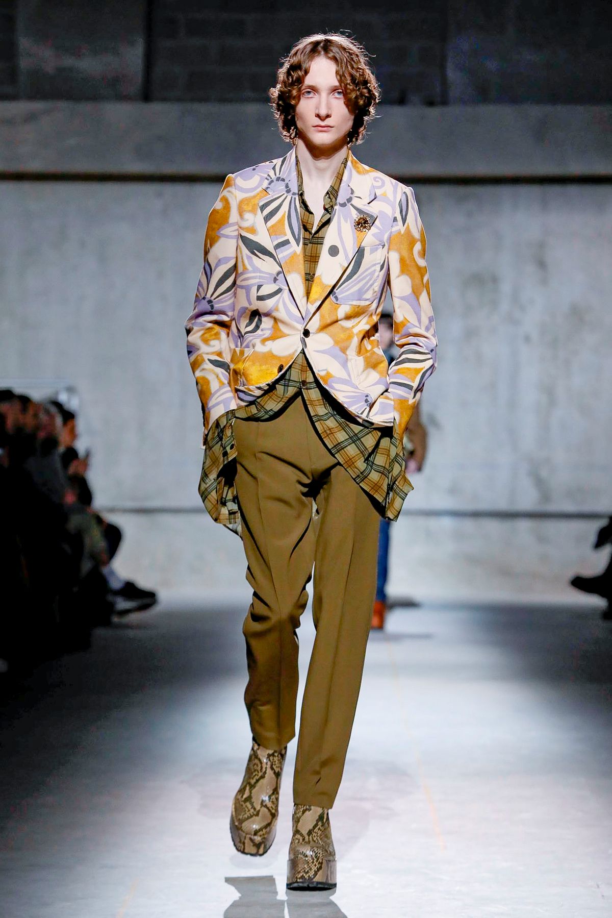 Dries Van Noten Menswear Fall/Winter 2020 Paris - Fashionably Male