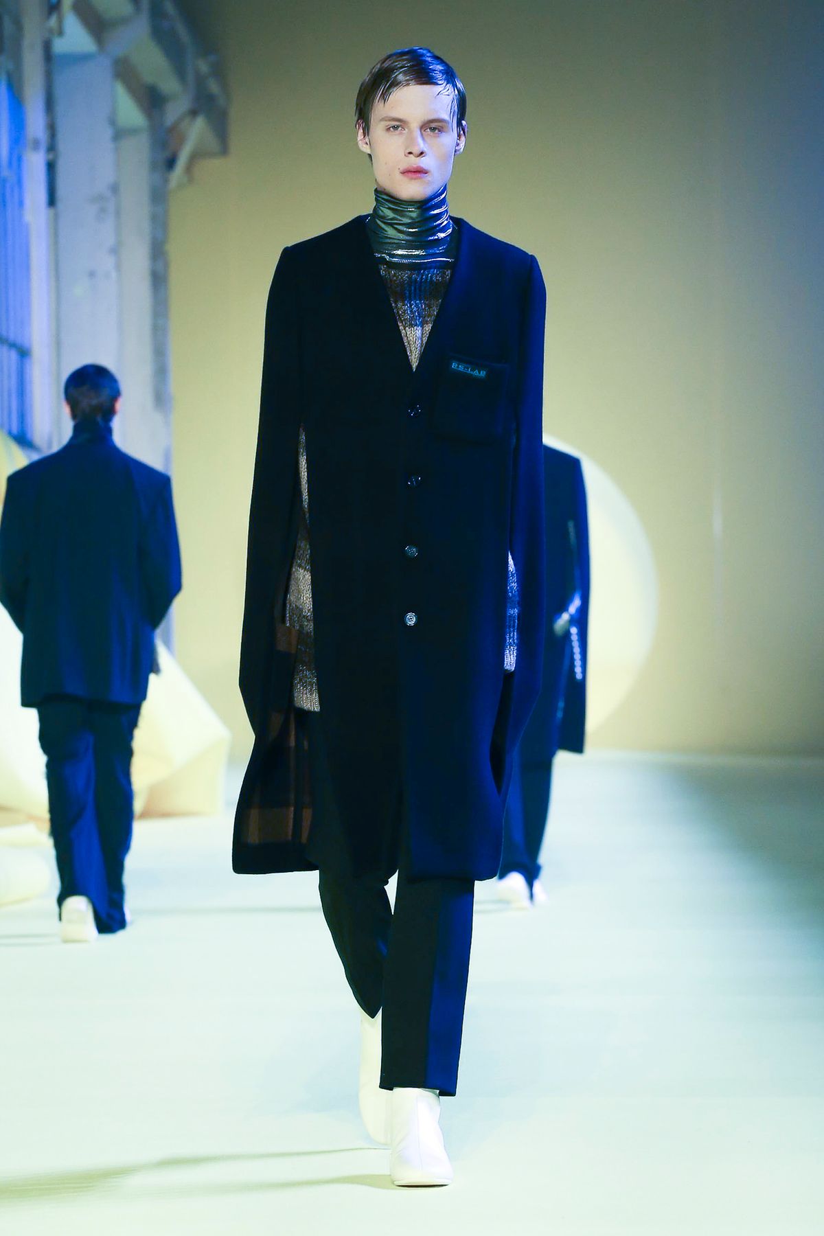 Raf Simons Menswear Fall/Winter 2020 Paris - Fashionably Male