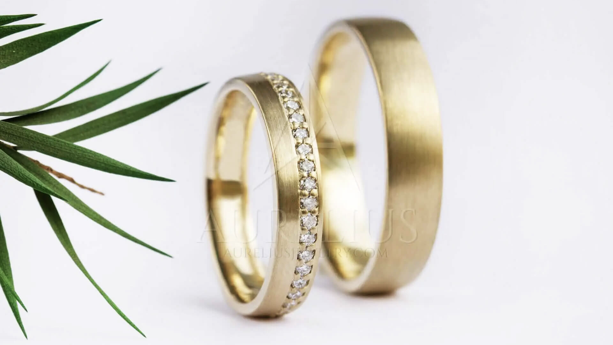 Using Cook Rings For Couples Getting Matching Wedding Rings for Couples - Fashionably Male