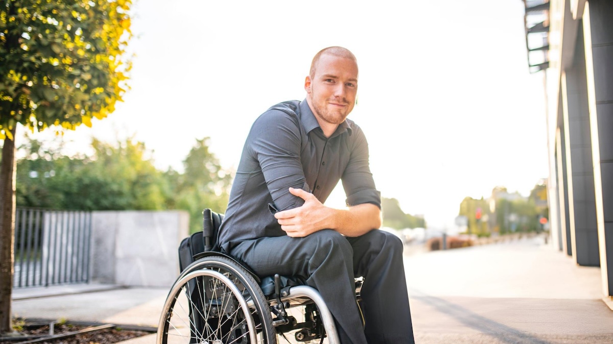 Transform Your Look: The Power of Men's Adaptive Fashion - Fashionably Male